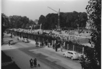 Neubau Bettenhaus 1956 (Foto: Hans Schürer; Krankenhaus Barmherzige Brüder München; Provinzialat des Ordens der Barmherzigen Brüder)